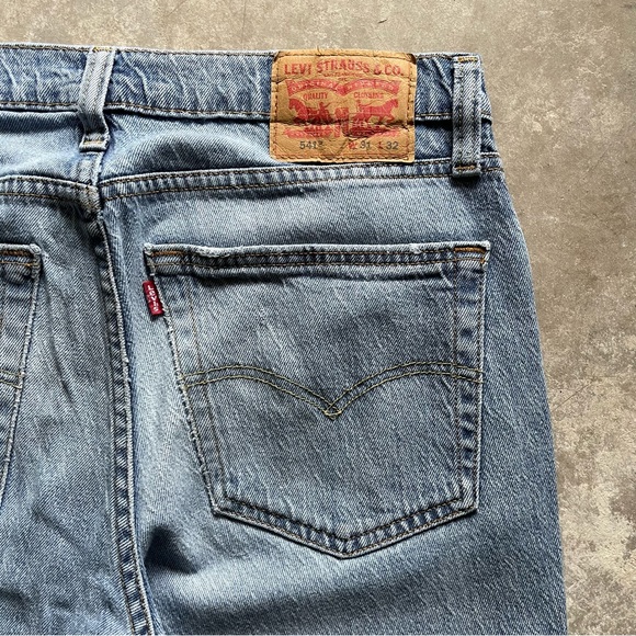 Levi’s 541 Jeans - Picture 5 of 5